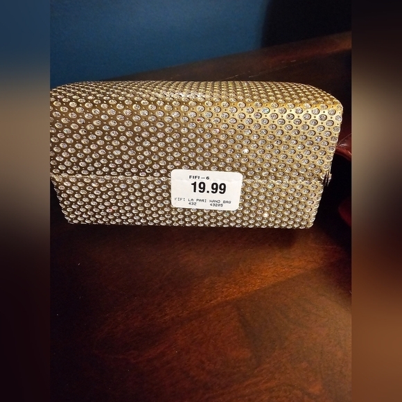 Small Handbag & Large Wallet - Picture 5 of 10